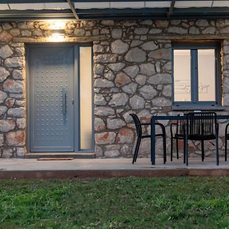 Vivari Stone House Kültér fotó